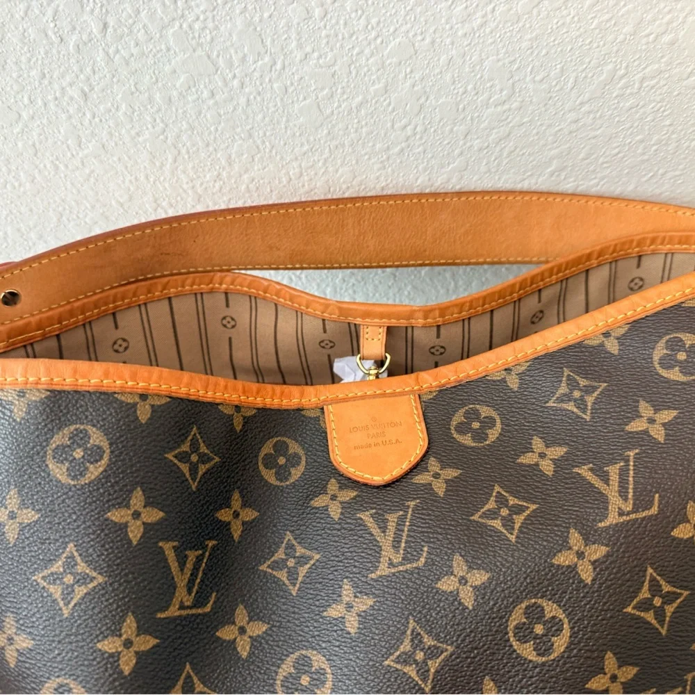 Louis Vuitton Delightful PM Monogram Shoulder Bag - Picture 4 of 9